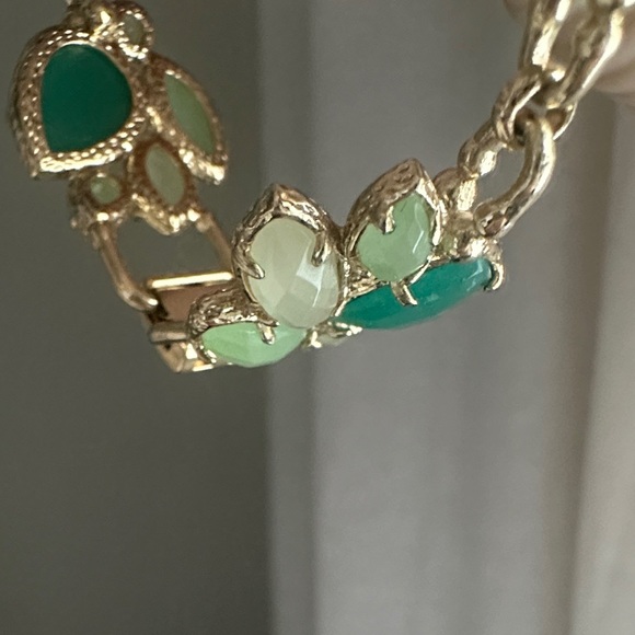 Green and Gold Faux Gemstone Cabachon Link Women's Bracelet - Picture 2 of 7